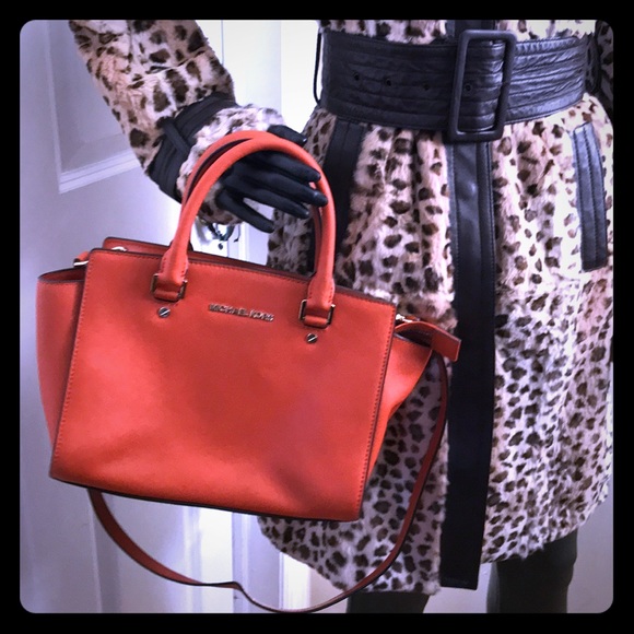 Michael Kors Handbags - 🧡 MICHAEL KORS 🤩RARE Safiano Leather Satchel😍 MORE PICS AVAIL UPON REQUEST 😊